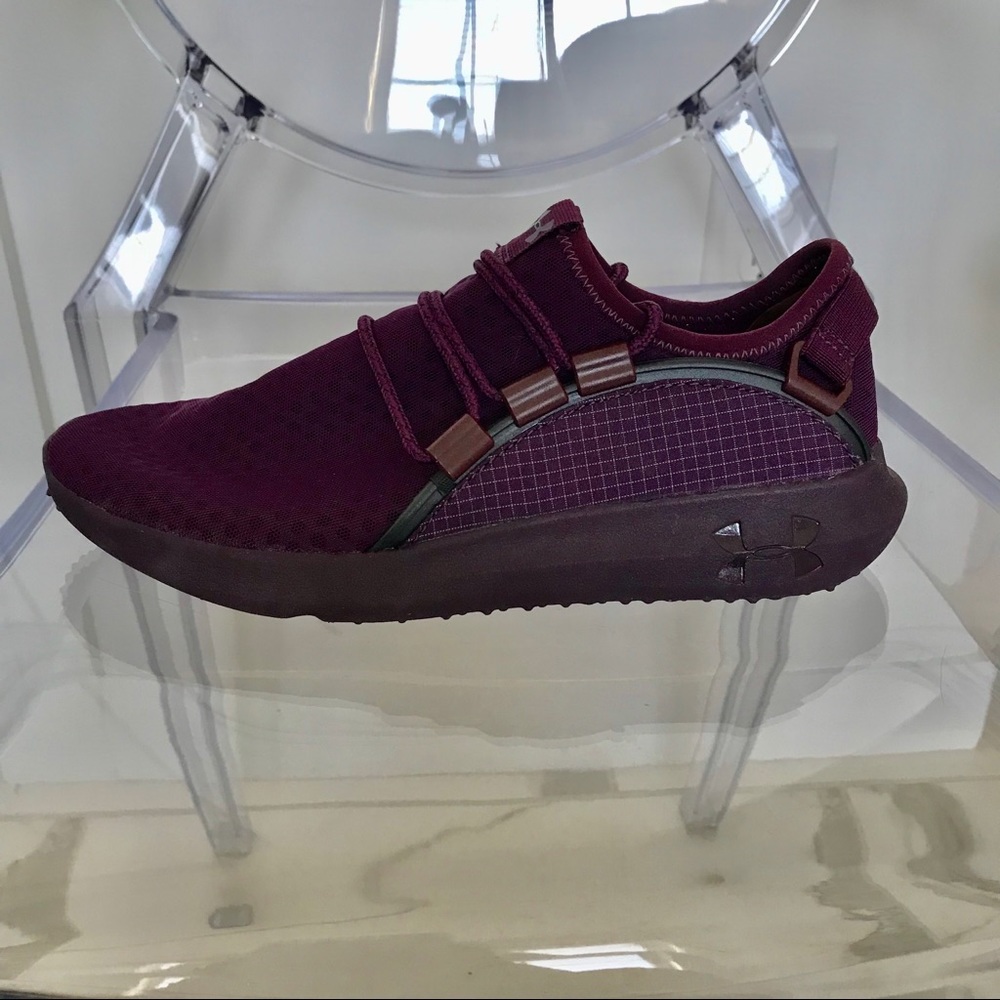 Purple under armour sneakers (railf)